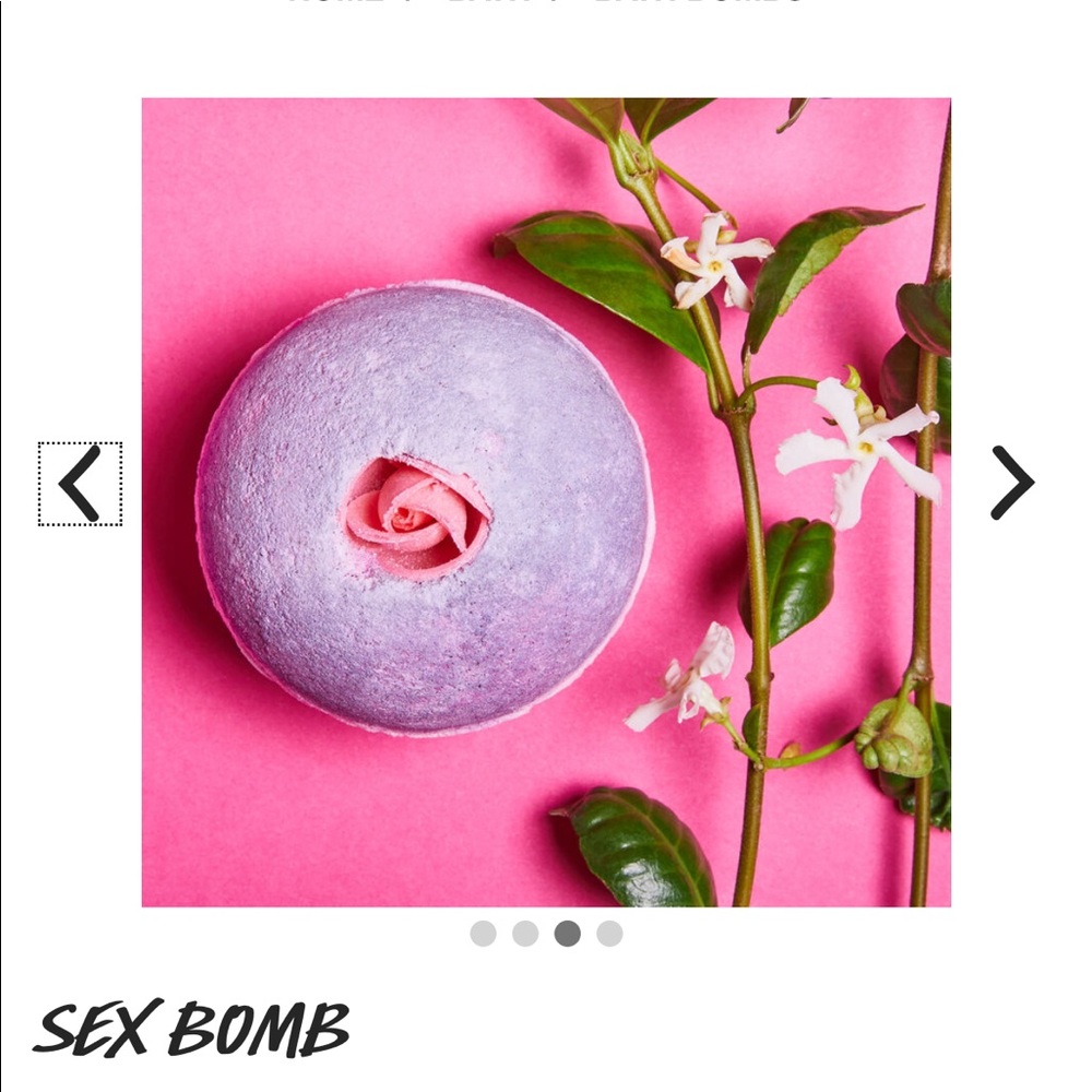 Lush bath bombs